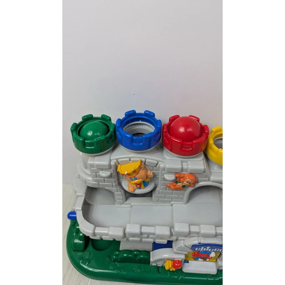 Vintage Chicco Castle Pounder Toy 2 balls vintage seen in Baby Einstein